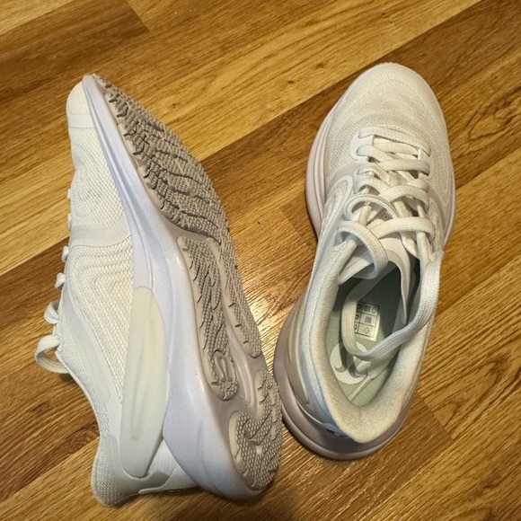 lululemon Women’s Blissful 2 Running Shoe - Picture 2 of 6